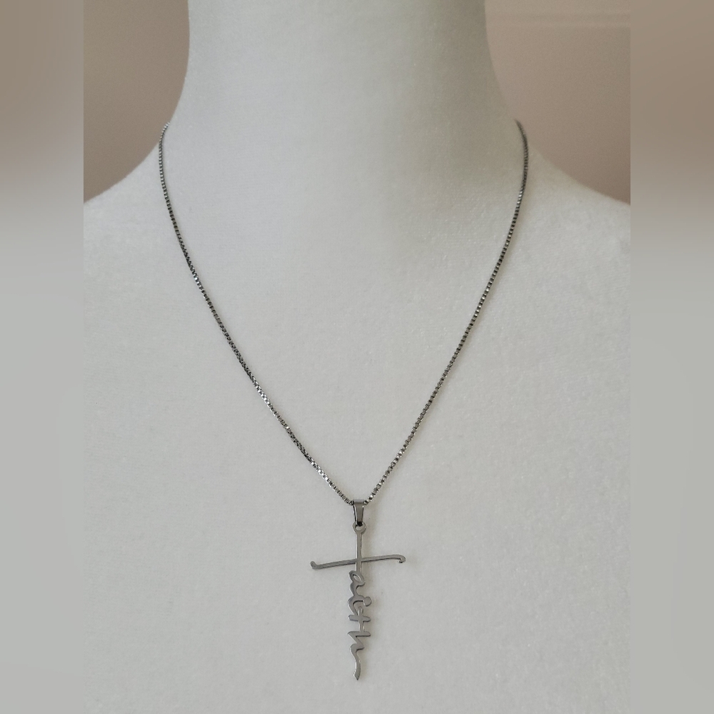 NEKLACE / UNISEX